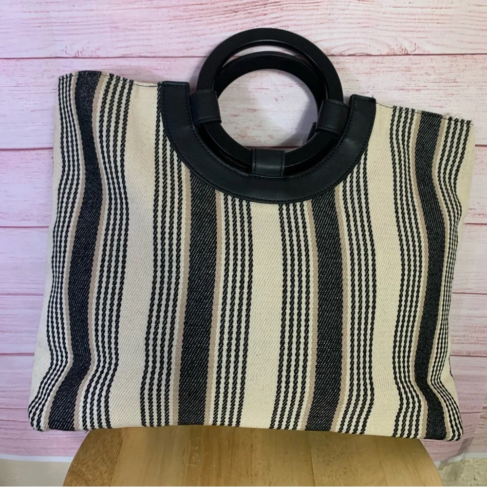 JustFab First Class‎ Getaway Tote